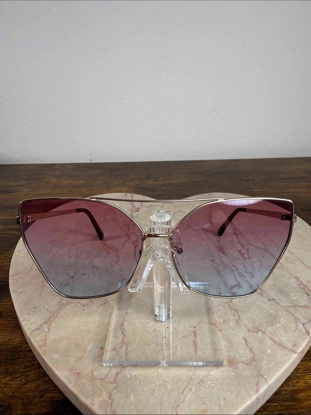 Fashion Cat-Eye Gradient Sunglasses in Pink - Minor Scratches